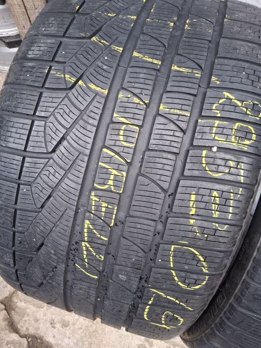 295 30 19 PIRELLI 2бр зимни