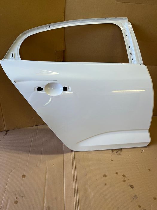 Ușă spate dreapta Renault  Megan 4 an  2022