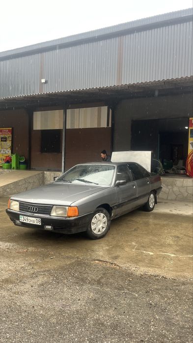 Ауди с хорошем состоянием