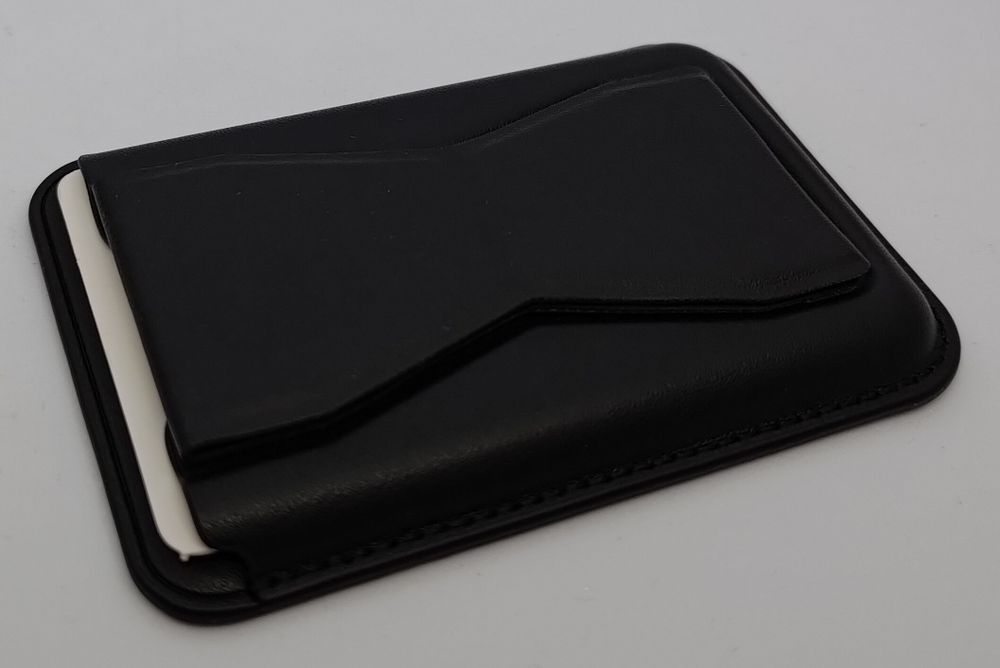 Portofele piele MagSafe pentru iPhone