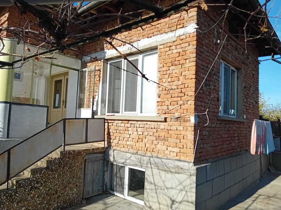 Продава се Къща в с. Новград, Област Русе - 120 кв.м за 525 €/кв.м - Снимка #2