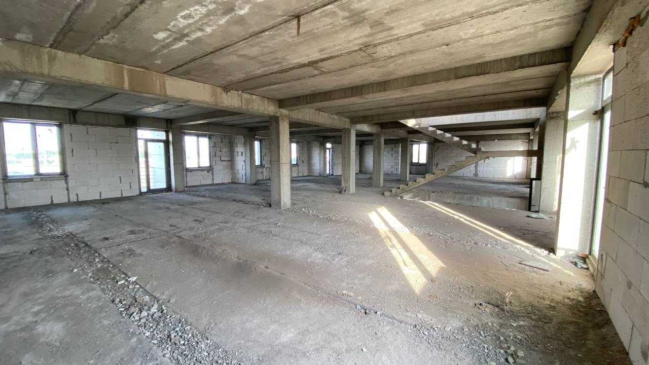 Продам отдельно стоящее здание под банк, клинику, гостиницу, школу RR