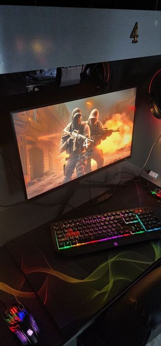 Продается мониторы компьютерные