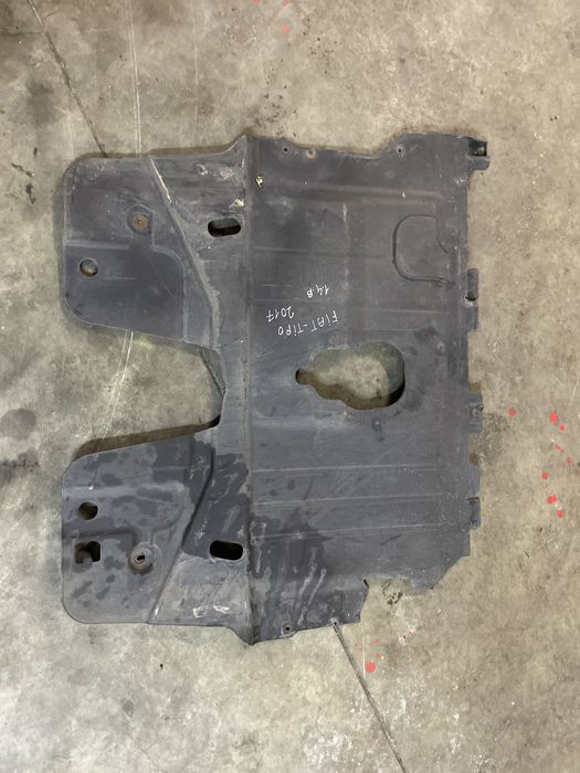 scut motor plastic fiat tipo 1.4 benzina 2017