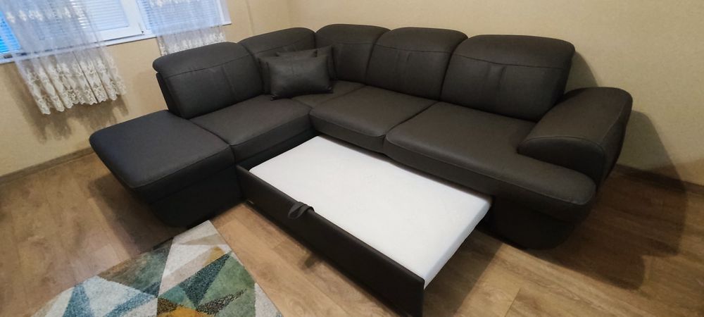 Луксозен ъглов диван