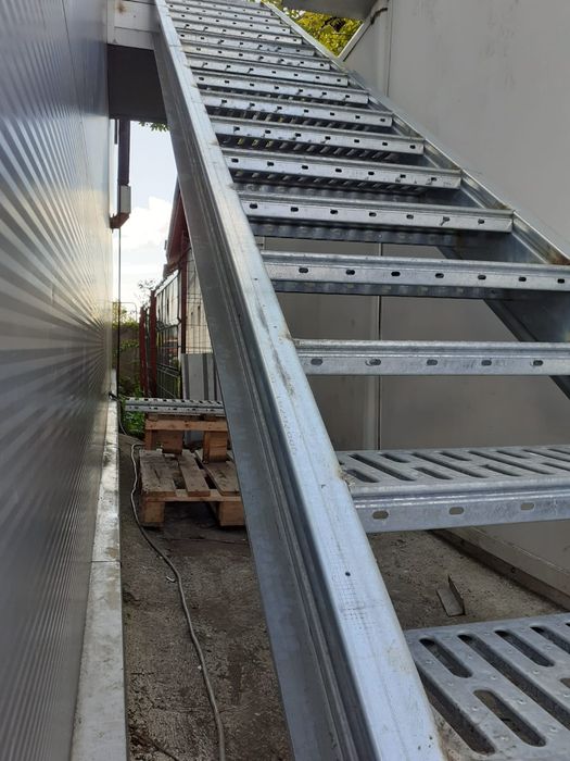Scara metalica la cererea clientului