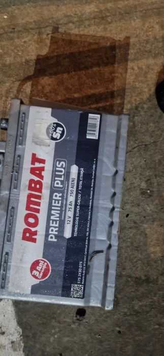 Baterii auto 75Ah 500 de lei ambele