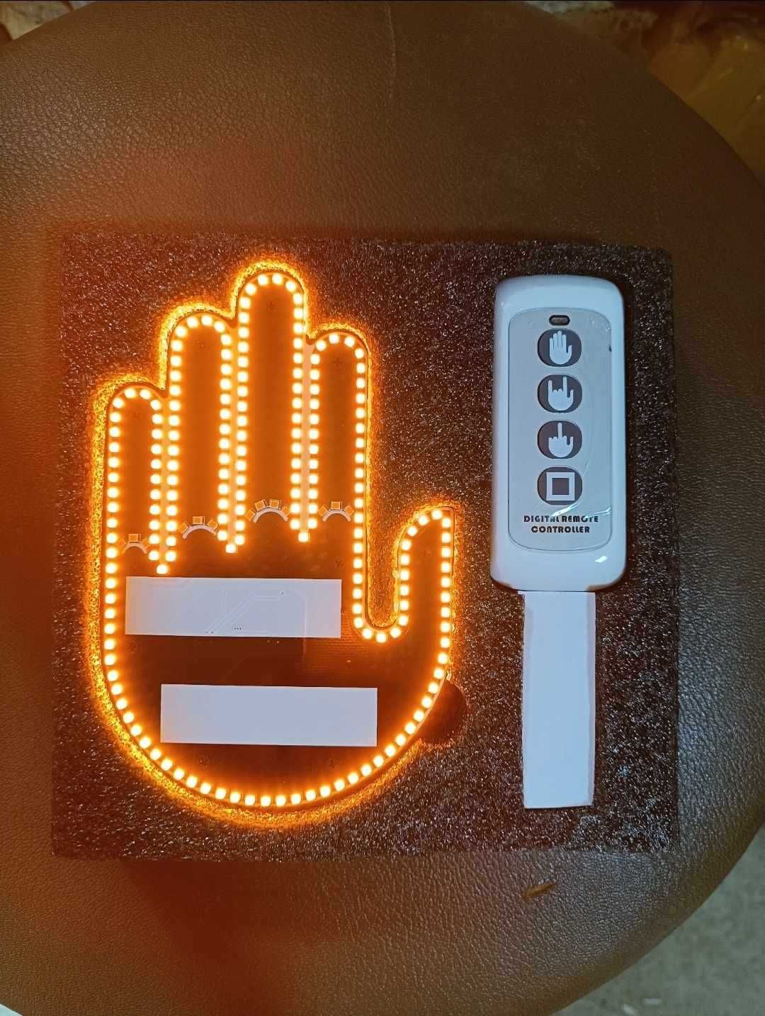 Mana LED auto 3 gesturi Salut/Cool/Deget mijlociu telecomanda NOU