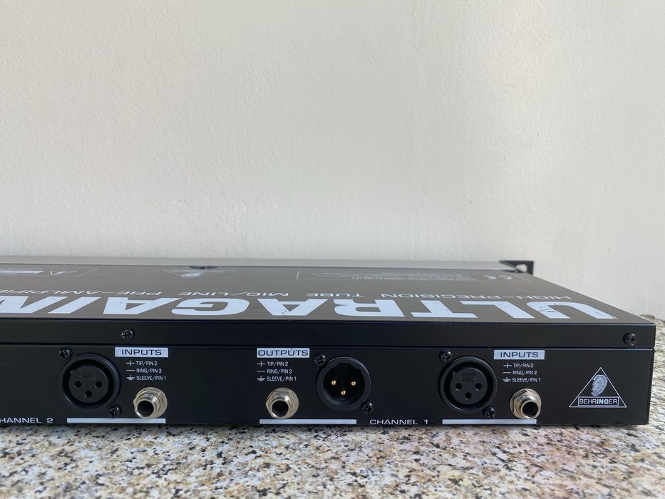 Behringer mic2200 Ultragain