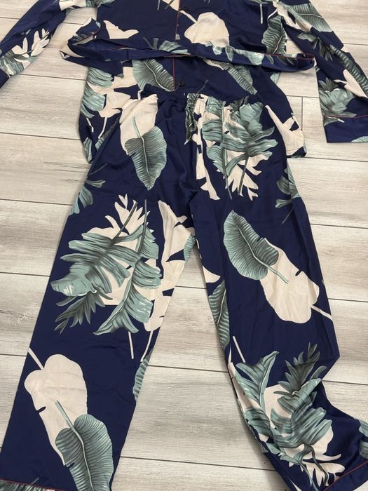 Pijama noua satin frunze bleumarin s36