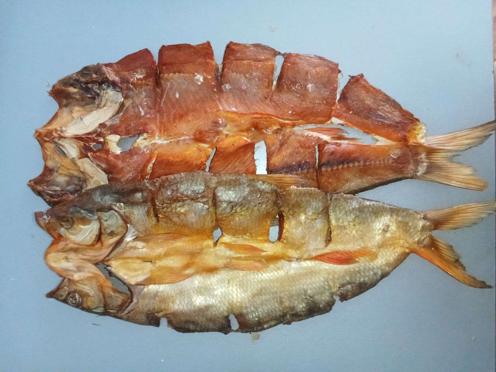 Копченная рыба Шардара жерих,сом,сазан