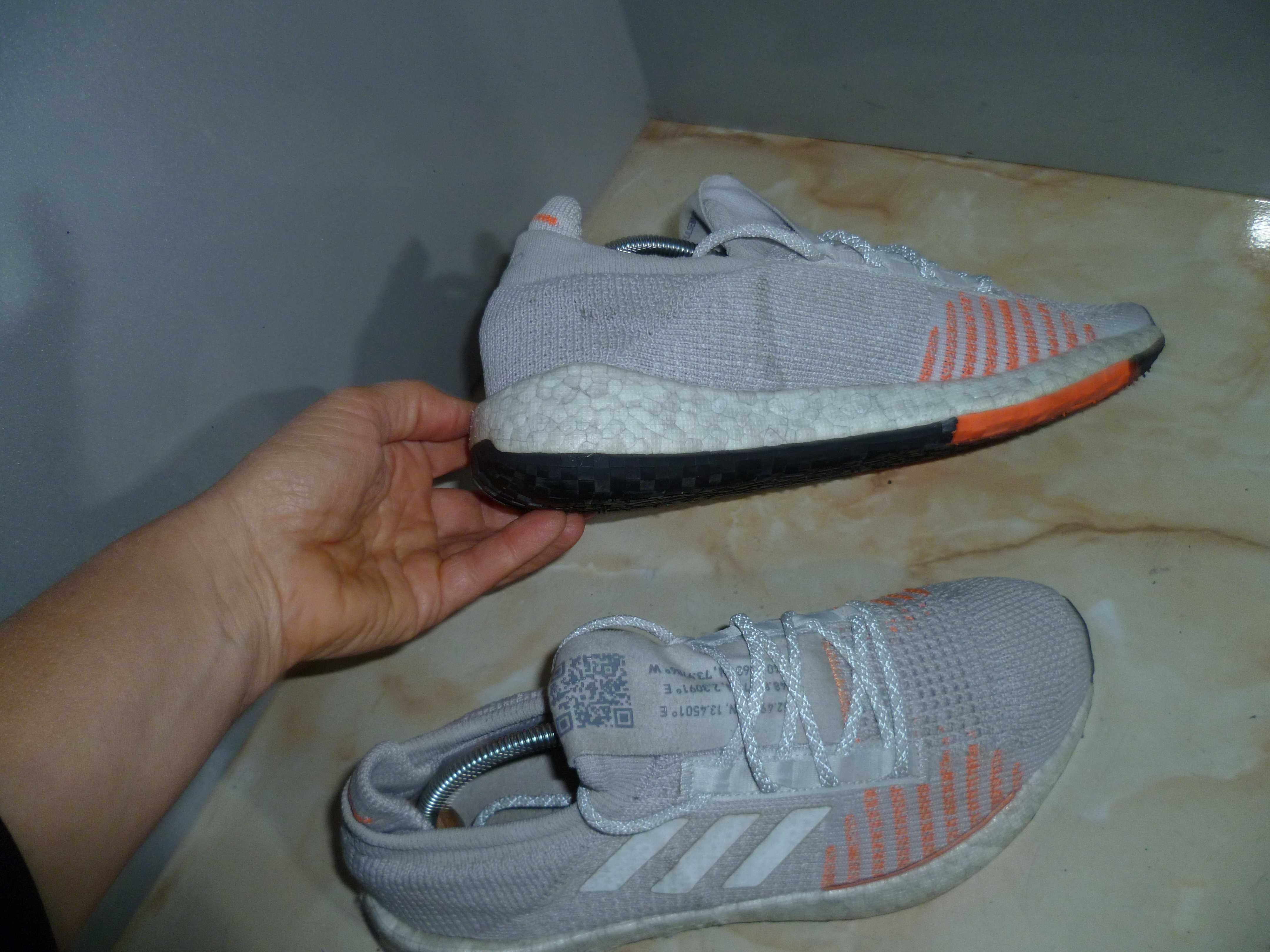 Adidas Boost маратонки
