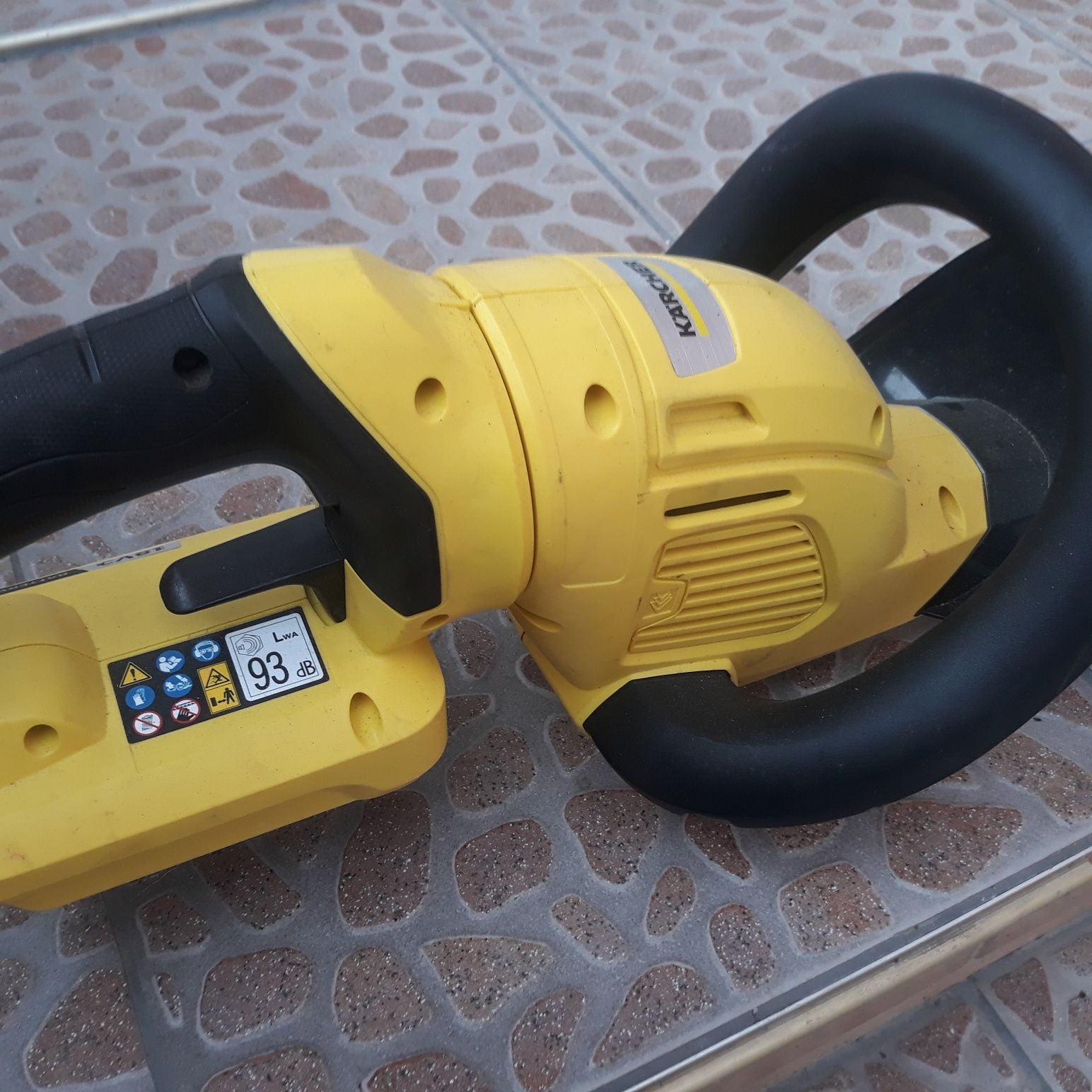 Акумолаторен Храсторeз Karcher HGE18-50