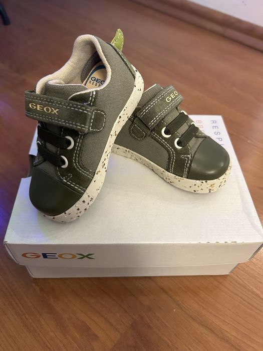 Обувки за бебе Geox