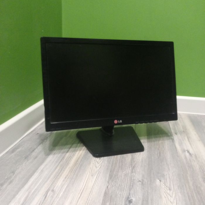 Монитор для компа, в отличном состоянии