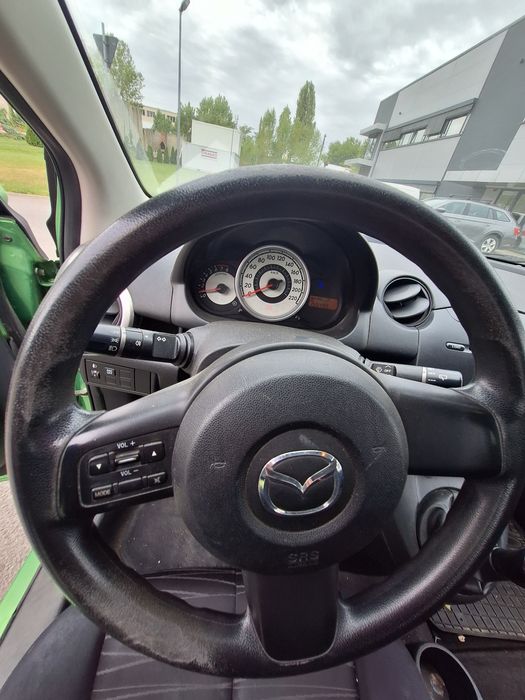 Mazda 2 an  2008