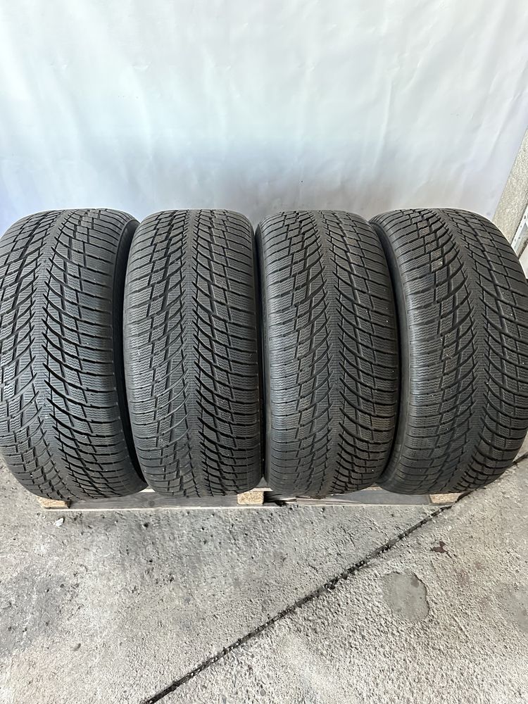 255/45/19 Nokian dot24 4броя