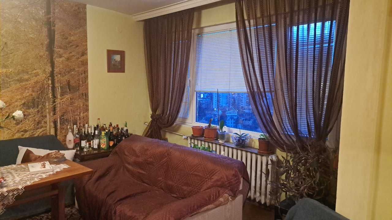 Продавам 3-стаен в Бъкстон, ЕПК