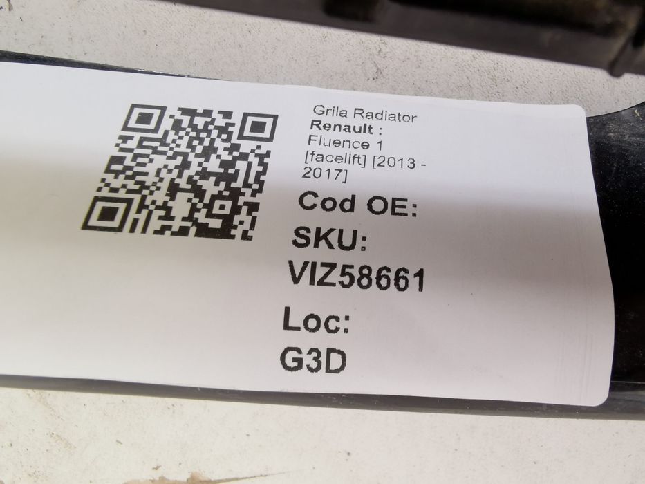 Радиаторна решетка Рено Флуенс / Renault Fluence 1 [фейслифт] Оригинал