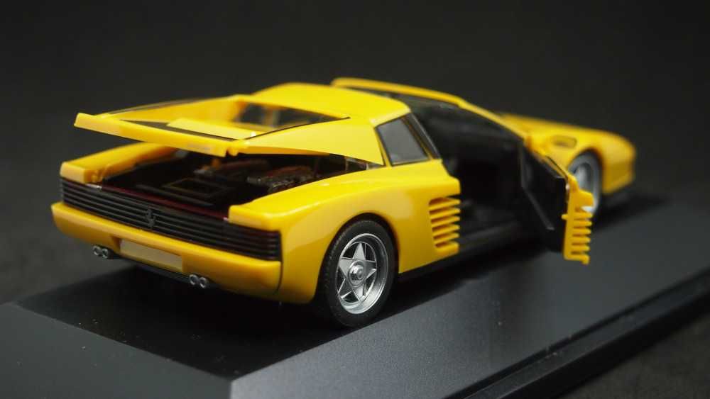 Macheta Ferrari Testarossa Spider Herpa 1:43