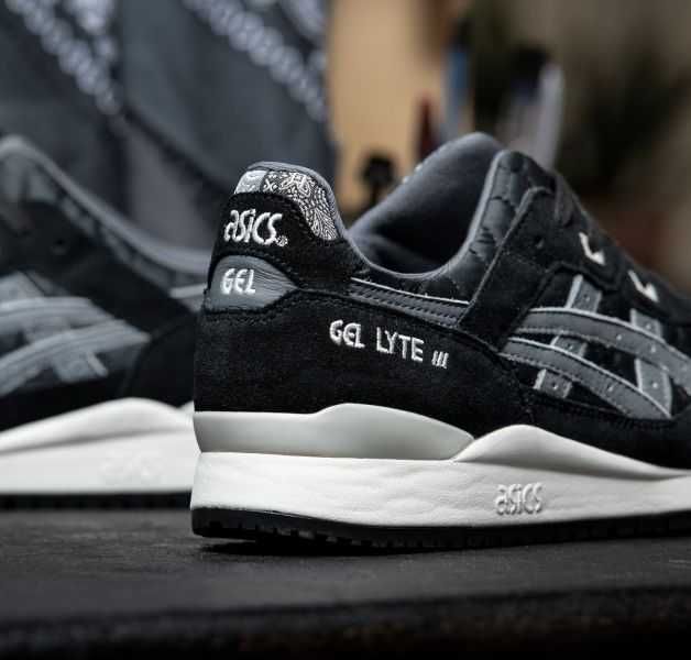 Продавам маратонки Asics Gel-Lyte III  EU42,5