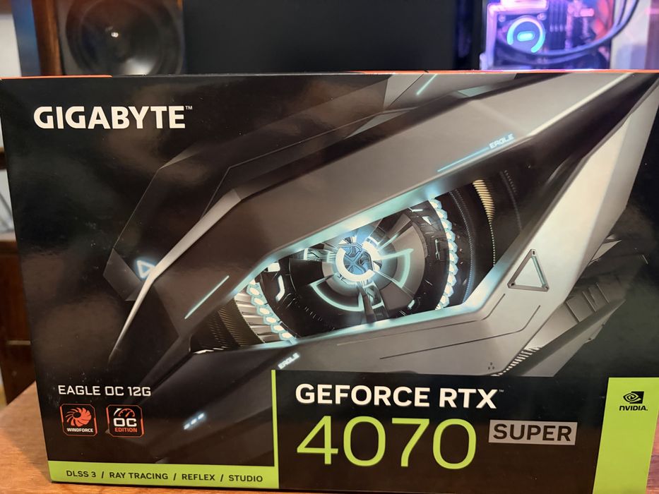 Видеокарту 4070 super