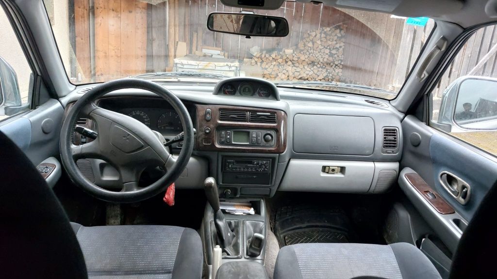 Mitsubishi pajero sport