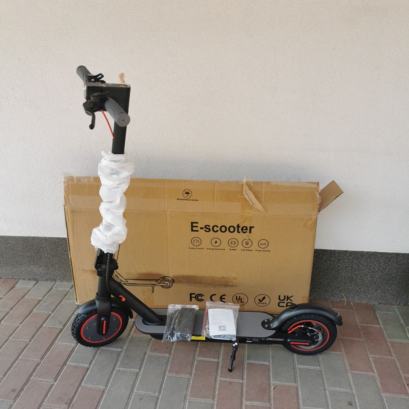 Trotinete electrice 350 W Noi