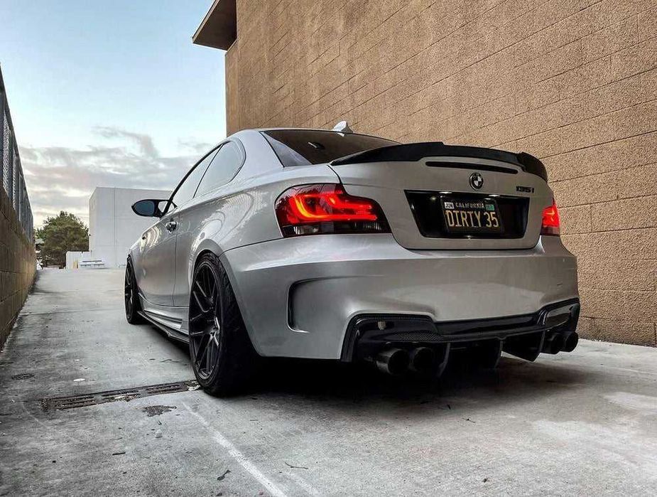 Eleron Codita Lip Portbagaj BMW Seria 1 E82 Model M4
