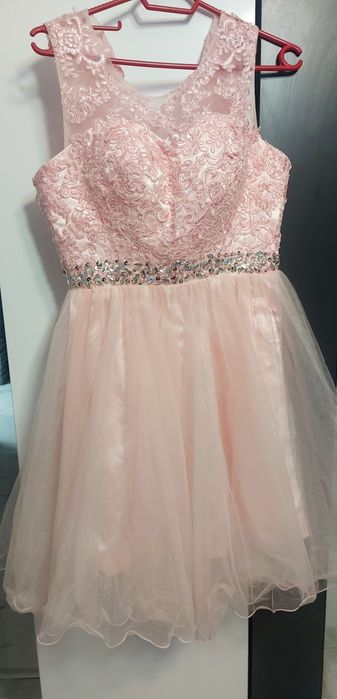 Чисто нова рокля С/ М с тюл