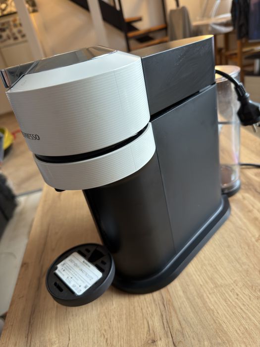 Nespresso Vertuo Next white + органайзер Nespresso