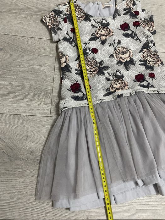 Rochie primigi fetita 6 ani, gri cu flori