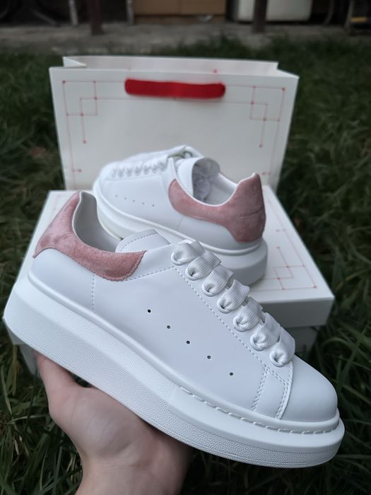 Alexander Mcqueen / Alb & Roz / Calitate Premium / 2025