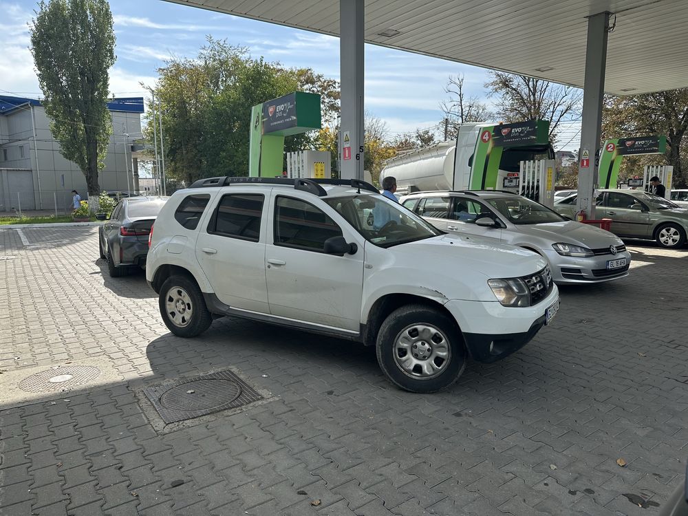 Inchirieri auto (rent a car)