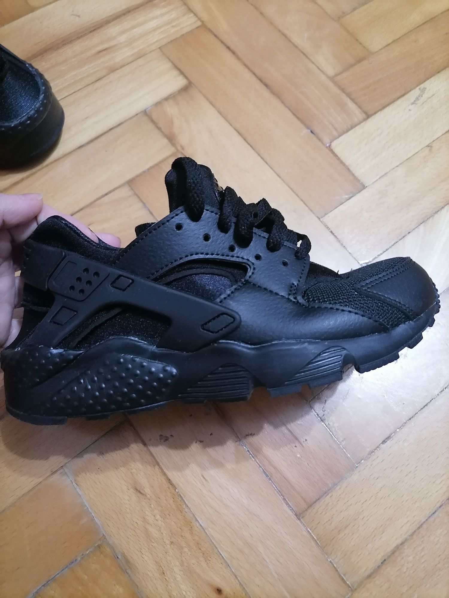 Nike Huarache run