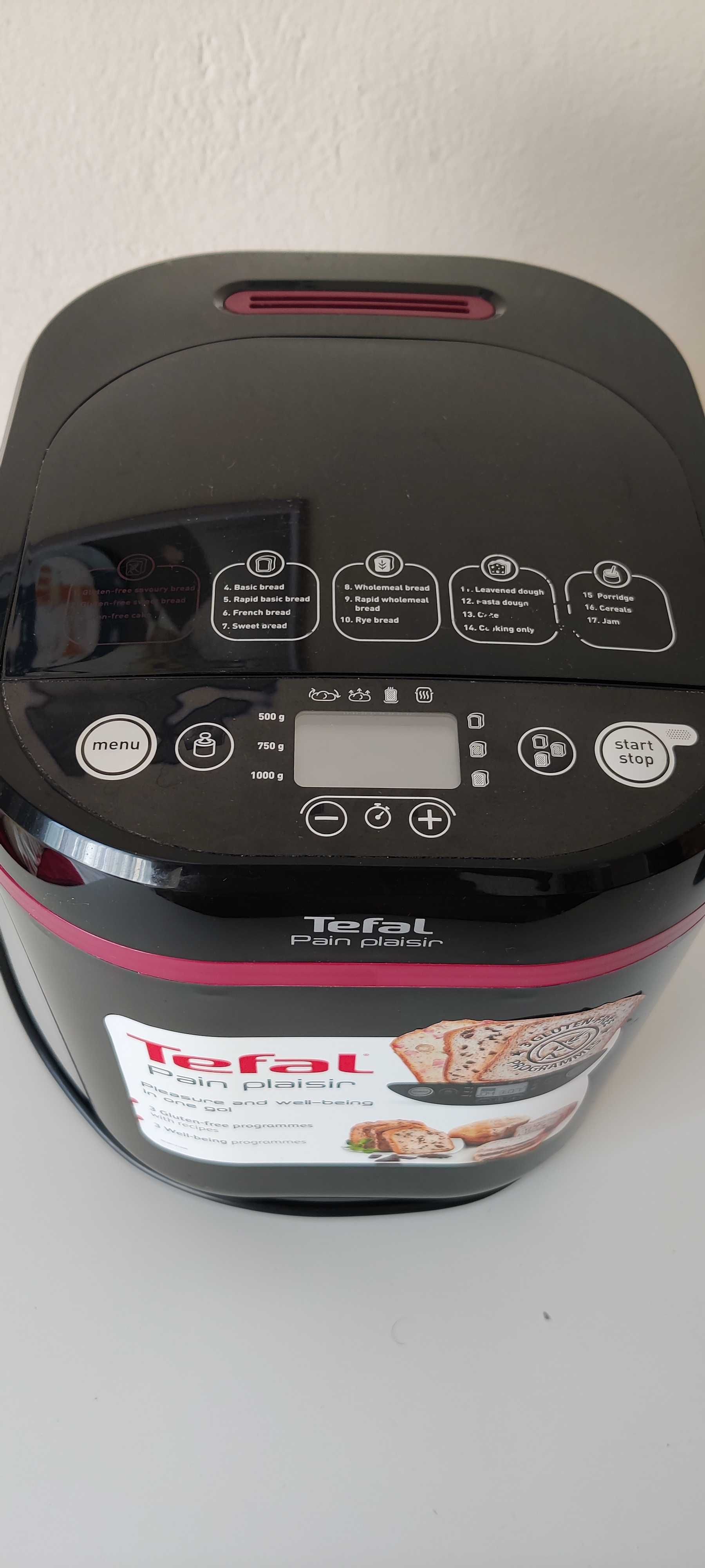 Хлебопекарна Tefal Pain Plaisir PF220838, Черен, 17 Програми