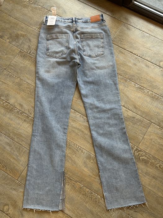 Zara blugi noi cu eticheta