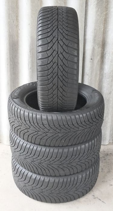 215/55 R16- Kumho M+S. DOT.2022