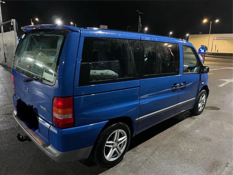 Mercedes Vito 8+1 Locuri Inmatriculat RO in stare impecabila