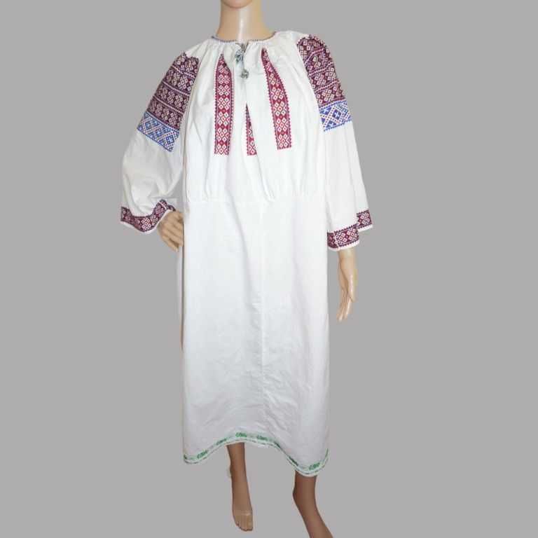 Costum popular oltenesc lucrat manual , vechi , M-L