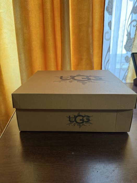 Vand ugg uri cu platforma negre