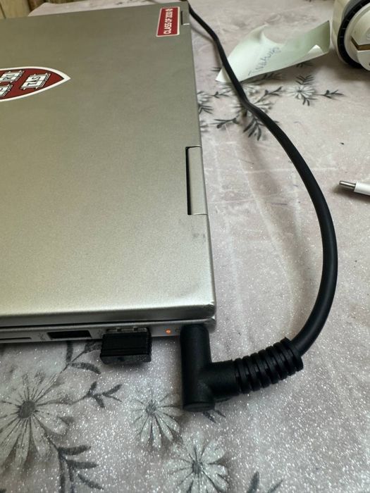HP envy x360 core7