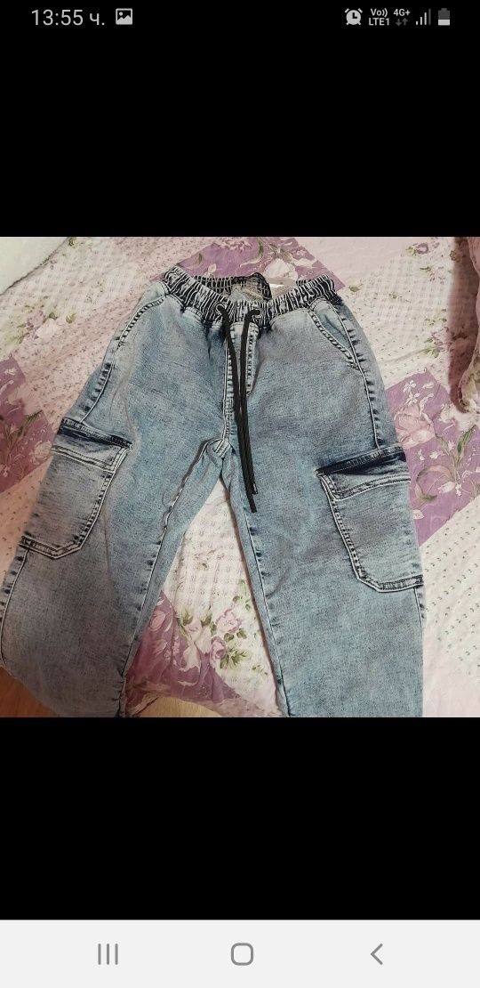 Продавам дънки ти корго.