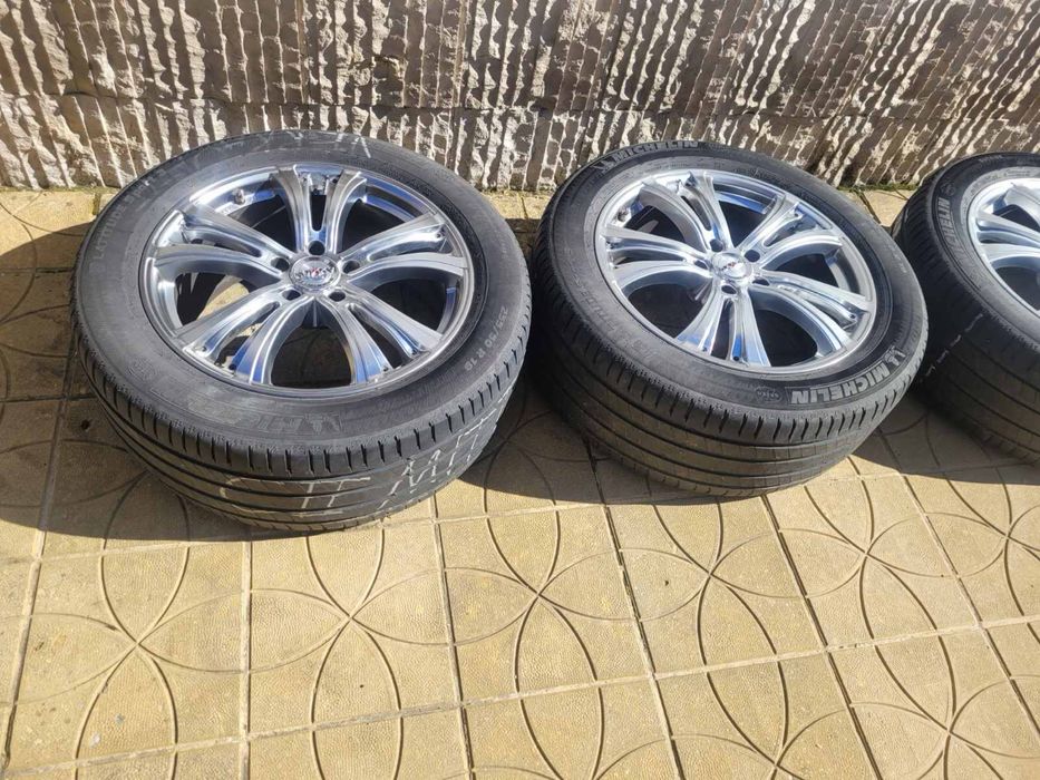 Гуми с джанти за BMW X5