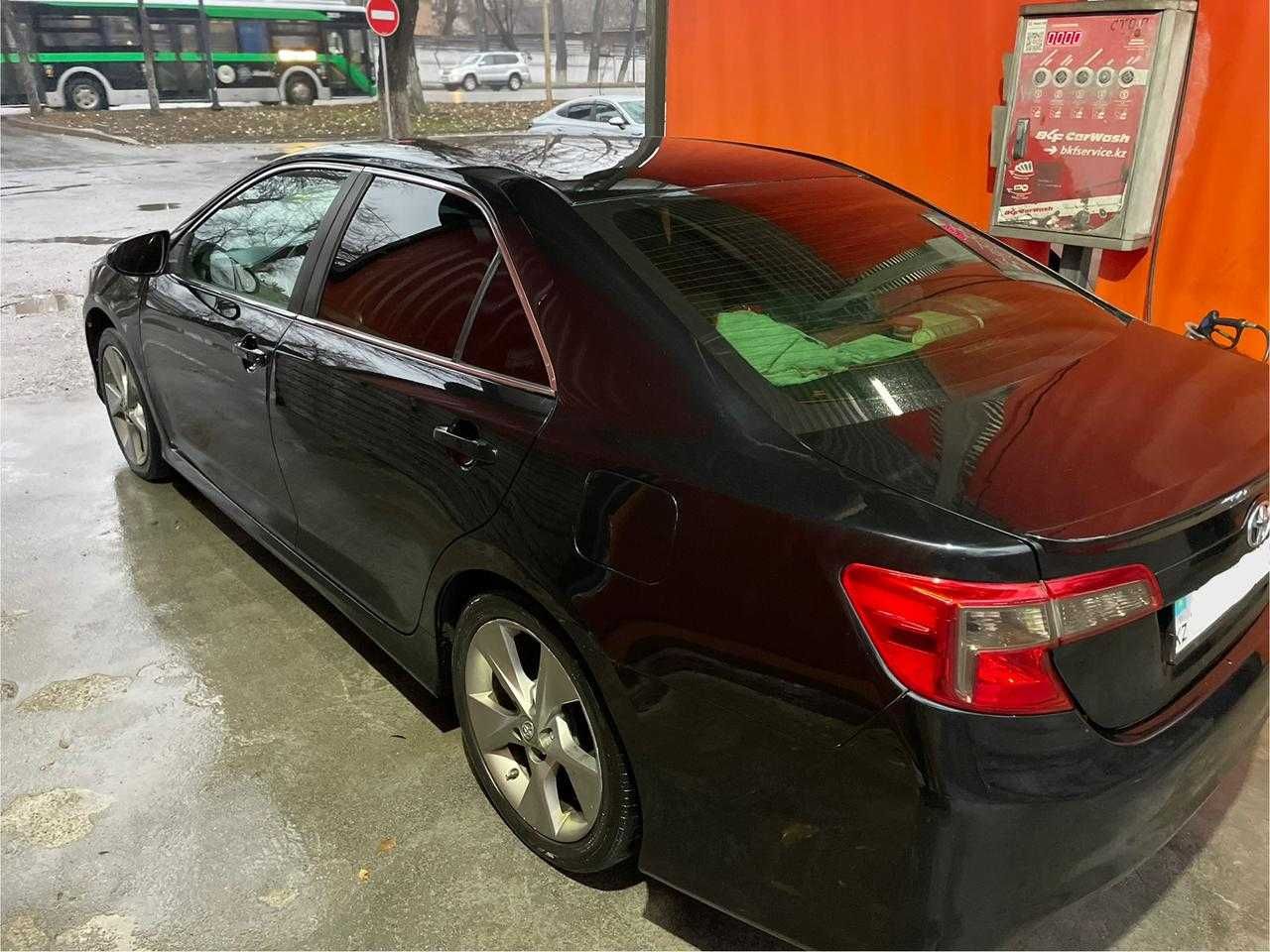продам а/м Toyota Camry 2014 г/в в отличном состоянии