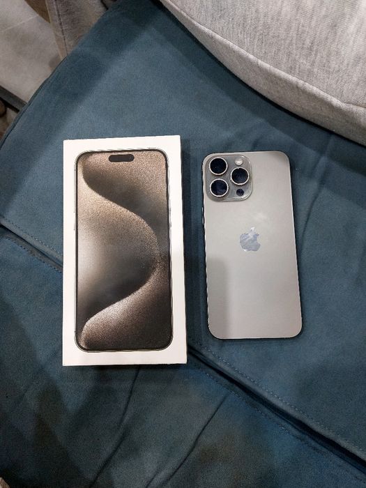 Айфон 15 про мах