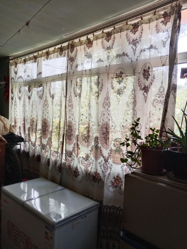 Продается 4-комнатная квартира в 3-микрорайоне