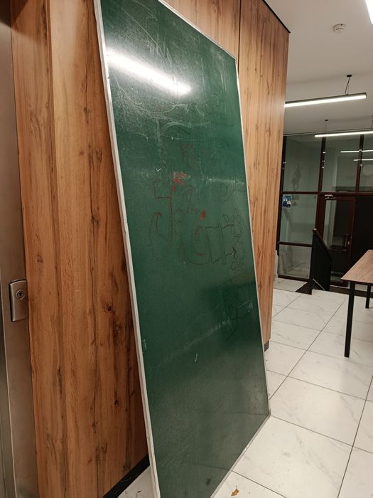 Стол 2,5 метра и доска маркерная 2 метра