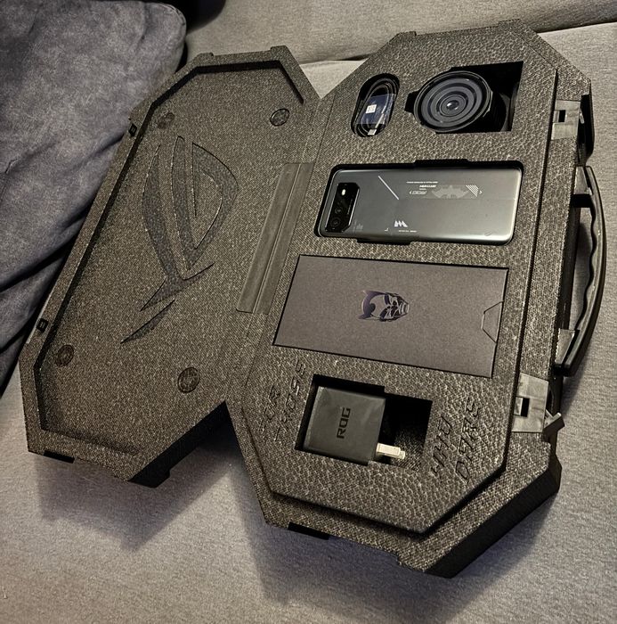 Asus Rog Phone 6D Batman Special Edition 12RAM 256GB