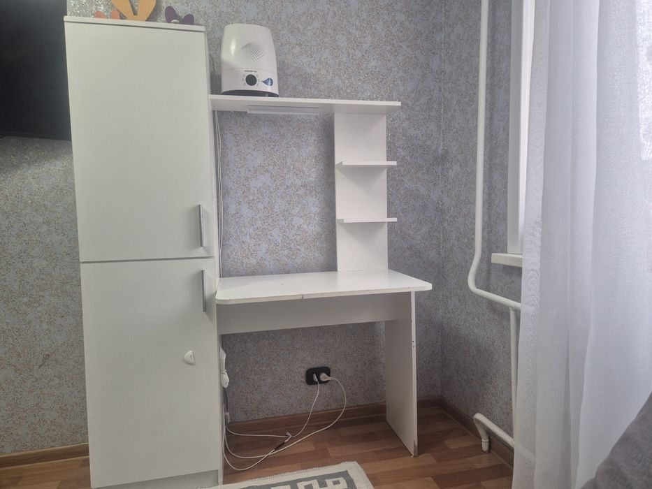 Продам стол ученический